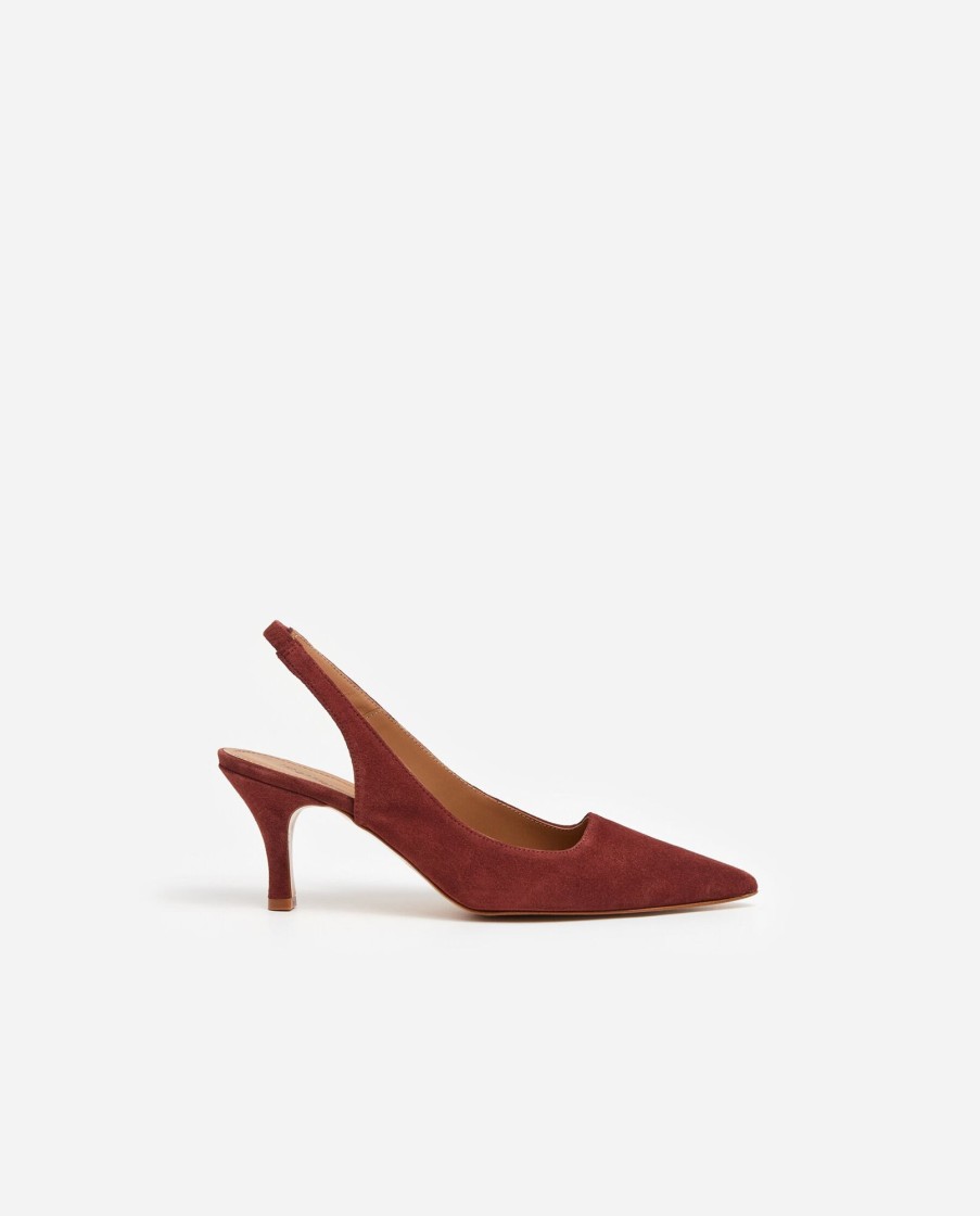 Sko Flattered | Franchesca Ruskind Rust